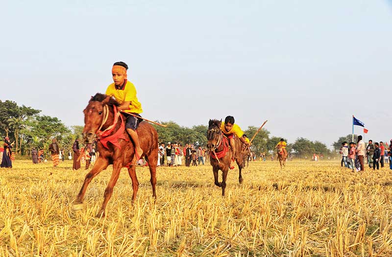 পুটিমারি বিলে ঐতিহ্যবাহী ৪৭তম ঘোড়দৌড়