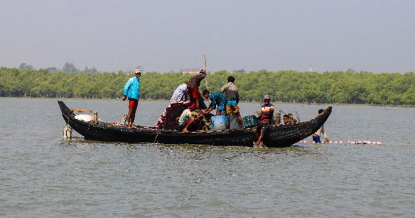 Maheshkhali Boatmen