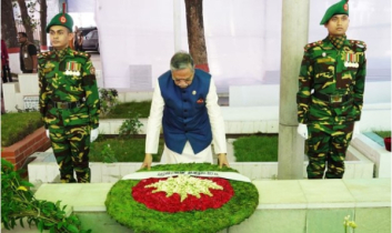 বঙ্গমাতার সমাধিতে রাষ্ট্রপতির শ্রদ্ধা নিবেদন