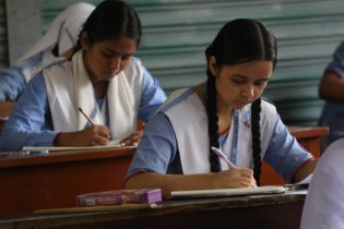এসএসসি ও সমমানের পরীক্ষায় ২০ লাখ ৭২ হাজার শিক্ষার্থী