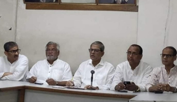 বিদেশি দূতদের প্রটোকল কমানোয় দেশের বড় ক্ষতি হবে: ফখরুল