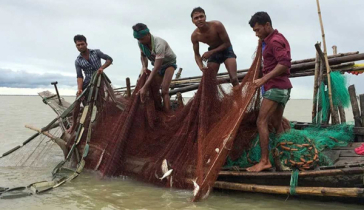২০ মে থেকে ৬৫ দিন সাগরে মাছ ধরা নিষিদ্ধ