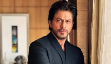ছেলের জন্য করুণা ভিক্ষা চেয়েছিলেন শাহরুখ, মেসেজ ফাঁস!