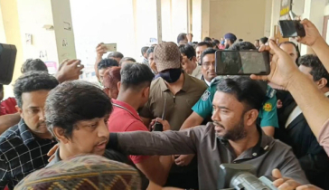 ডিজিটাল নিরাপত্তা আইনে রহমত উল্লাহর নামে শাকিব খানের মামলা