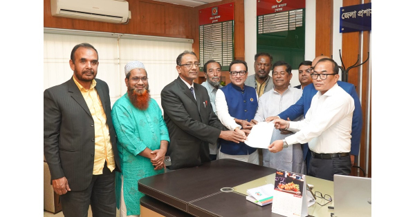 স্মার্ট চুয়াডাঙ্গা গড়ার প্রতিশ্রুতি নিয়ে স্বতন্ত্র প্রার্থী হলেন দিলীপ কুমার আগরওয়ালা