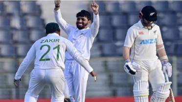 টাইগারদের বিপক্ষে ৭ রানের লিড পেল নিউজিল্যান্ড