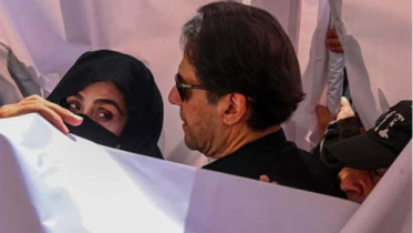 বাসভবনকে ‘সাব-জেল’ ঘোষণা: বাড়িতেই বুশরা বিবির কারাবাস বাসভবনকে ‘সাব-জেল’ ঘোষণা: বাড়িতেই বুশরা বিবির কারাবাস