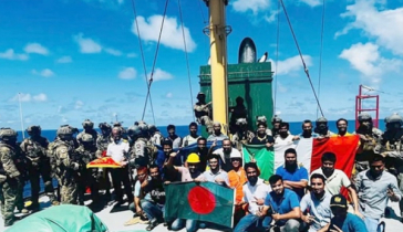 কুতুবদিয়ায় এমভি আবদুল্লাহ, ২৩ নাবিক চট্টগ্রাম পৌঁছাবেন মঙ্গলবার