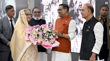 দিল্লী সফর শেষে দেশে ফিরেছেন প্রধানমন্ত্রী