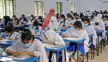 এসএসসি পরীক্ষা শুরু, বসেছে সোয়া ২০ লাখ শিক্ষার্থী