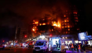 স্পেনে বহুতল বাসভবনে আগুন, নিহত ৪