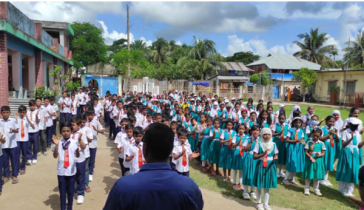 তীব্র গরমে প্রাথমিক বিদ্যালয়ে অ্যাসেম্বলি না করানোর নির্দেশ তীব্র গরমে প্রাথমিক বিদ্যালয়ে অ্যাসেম্বলি না করানোর নির্দেশ