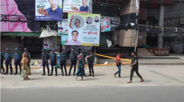 বিএনপির কেন্দ্রীয় কার্যালয়ের গেটে তালা