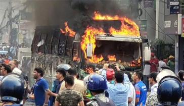 ২৮ অক্টোবর থেকে ২৬৩ যানবাহনে আগুন