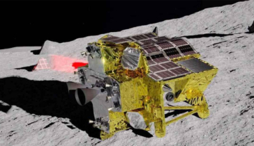 চাঁদের মাটিতে জাপান