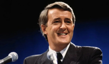 কানাডার সাবেক প্রধানমন্ত্রী ব্রায়ান মাররুনি মারা গেছেন কানাডার সাবেক প্রধানমন্ত্রী ব্রায়ান মাররুনি মারা গেছেন