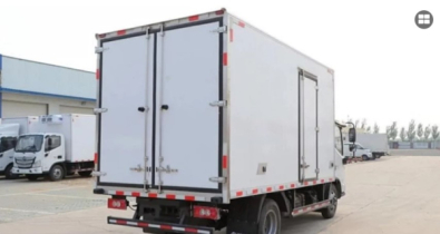 চীনে শীততাপ নিয়ন্ত্রিত ট্রাকে শ্বাসরোধে ৮ জনের মৃত্যু চীনে শীততাপ নিয়ন্ত্রিত ট্রাকে শ্বাসরোধে ৮ জনের মৃত্যু