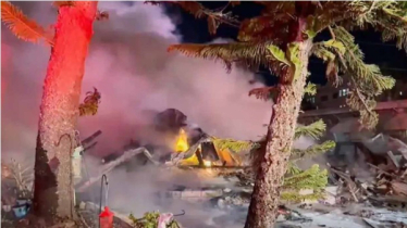 ফ্লোরিডায় গভীর রাতে আছড়ে পড়ল বিমান ফ্লোরিডায় গভীর রাতে আছড়ে পড়ল বিমান