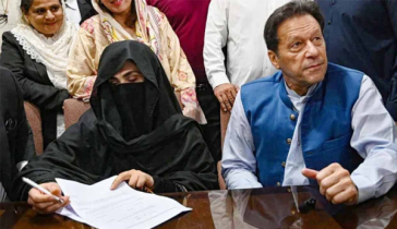 এবার সস্ত্রীক ইমরান খানের ১৪ বছরের কারাদণ্ড এবার সস্ত্রীক ইমরান খানের ১৪ বছরের কারাদণ্ড