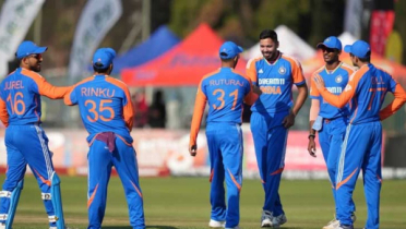 রেকর্ড গড়া ম্যাচে ১০০ রানে জয় ভারতের রেকর্ড গড়া ম্যাচে ১০০ রানে জয় ভারতের