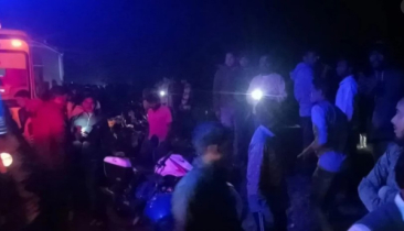 ভারতের ঝাড়খণ্ডে ট্রেনের ধাক্কায় নিহত ১২