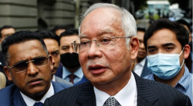মালয়েশিয়ার সাবেক প্রধানমন্ত্রী নাজিব রাজাকের সাজা কমল মালয়েশিয়ার সাবেক প্রধানমন্ত্রী নাজিব রাজাকের সাজা কমল