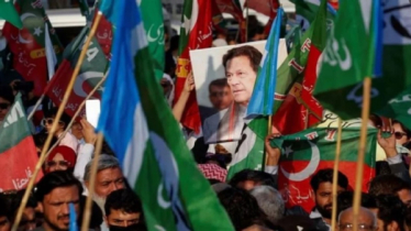 পাকিস্তানের নতুন সরকারকে স্বীকৃতি না দিতে বাইডেনকে চিঠি পাকিস্তানের নতুন সরকারকে স্বীকৃতি না দিতে বাইডেনকে চিঠি