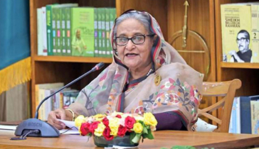 ঘূর্ণিঝড়ে ক্ষতিগ্রস্তদের পাশে দাঁড়াতে প্রধানমন্ত্রীর নির্দেশ