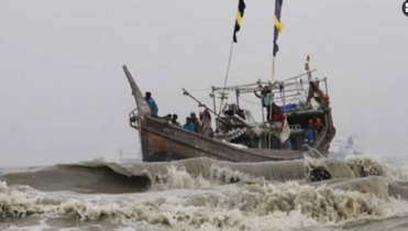 গভীর সাগরে যেতে মানা, জেলেদের উপকূলে ফেরার নির্দেশ