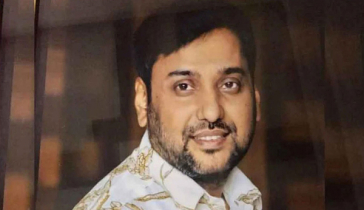 সম্রাটকে পাসপোর্ট নিজ হেফাজতে রাখার অনুমতি