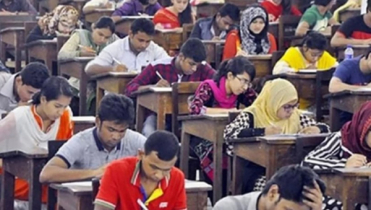 ১৮ লাখ প্রার্থী শিক্ষক নিবন্ধন পরীক্ষায় বসছেন আজ 