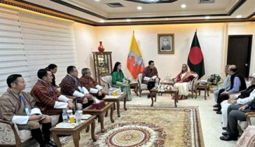 প্রধানমন্ত্রীর সঙ্গে ভুটানের রাজার বৈঠকে ৩ সমঝোতা স্মারক সই প্রধানমন্ত্রীর সঙ্গে ভুটানের রাজার বৈঠকে ৩ সমঝোতা স্মারক সই