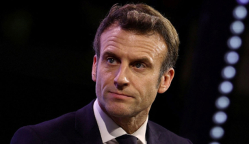 ফ্রান্সে পার্লামেন্ট ভেঙে দিলেন ম্যাক্রোঁ, আগাম নির্বাচনের ঘোষণা ফ্রান্সে পার্লামেন্ট ভেঙে দিলেন ম্যাক্রোঁ, আগাম নির্বাচনের ঘোষণা