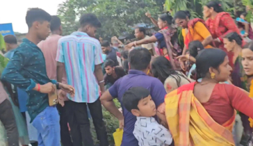 রথযাত্রায় বিদ্যুৎস্পৃষ্ট হয়ে ৫ জনের মৃত্যু