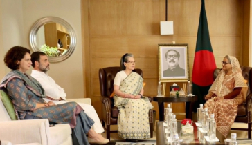 রাহুল-প্রিয়াঙ্কাকে নিয়ে শেখ হাসিনার সঙ্গে সোনিয়া গান্ধীর সাক্ষাৎ