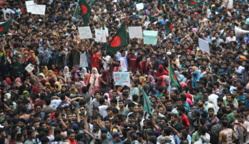 সমাধান খোঁজার চেষ্টা সংস্কারে, আইনি লড়াইয়ে শিক্ষার্থীরা