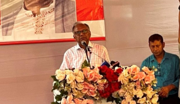 ৭ দিনের মধ্যে ছাত্রলীগকে নিষিদ্ধের দাবি মাহমুদুর রহমানের